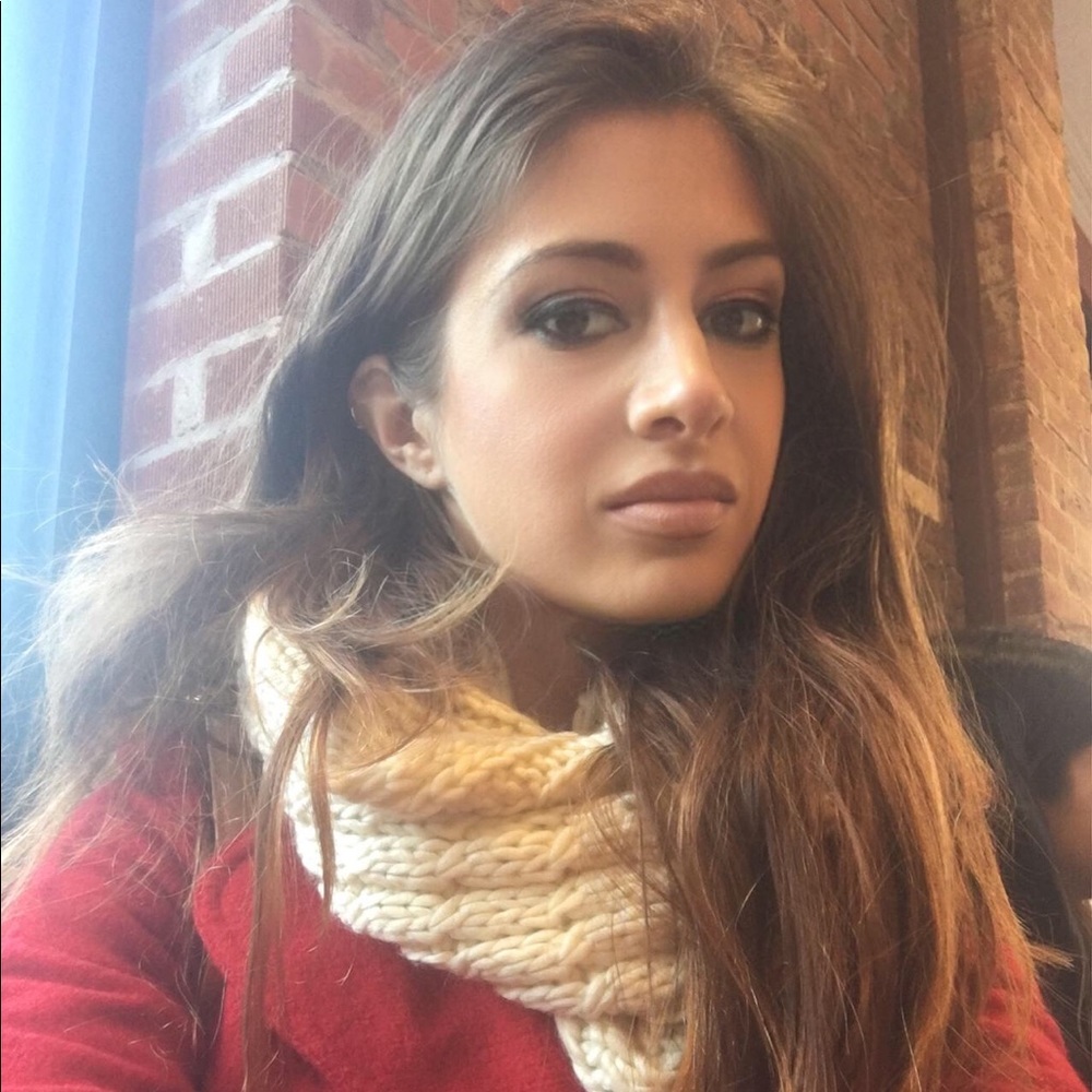 Meet your Posher, Irene